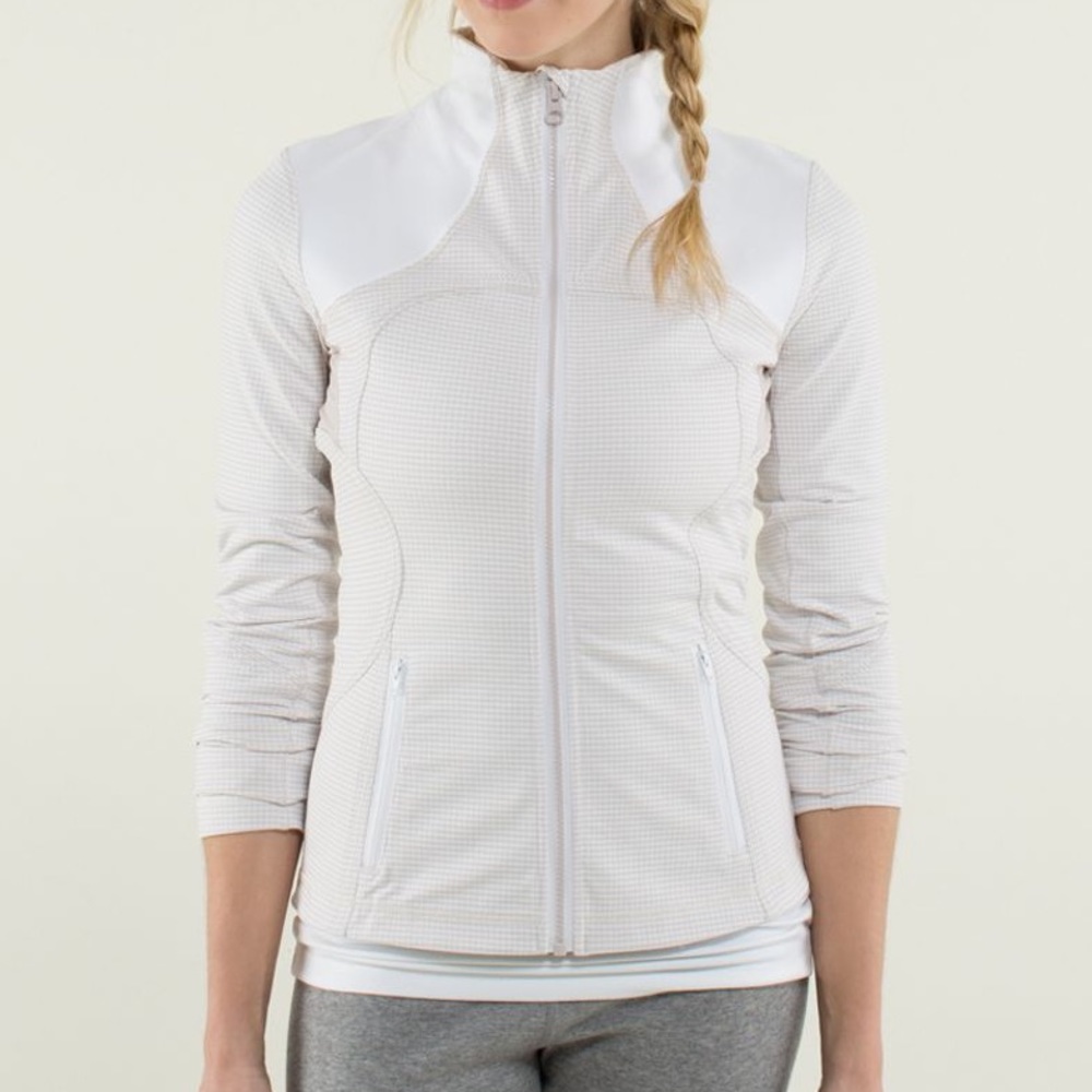 Lululemon Forme Jacket - Picture 8 of 9